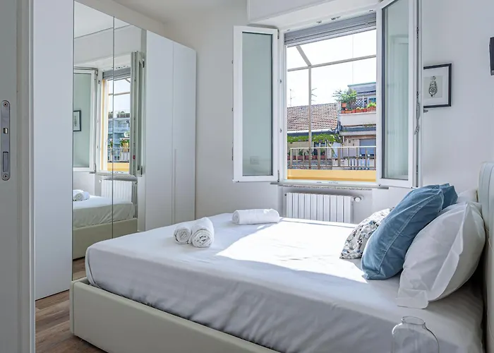 Joivy Sublime Flat With Balcony
