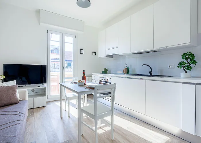 Joivy Sublime Flat With Balcony Milan