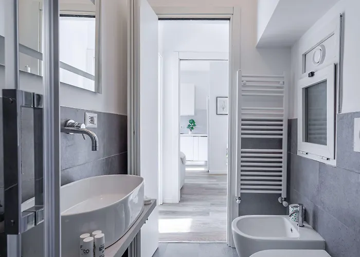Joivy Sublime Flat With Balcony Apartment *