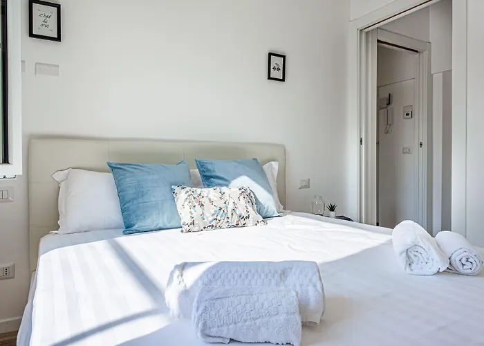 Joivy Sublime Flat With Balcony